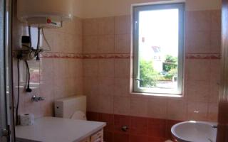 a1_7.jpg (9193 bytes)